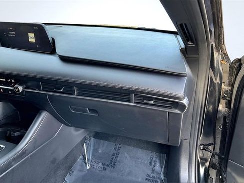 Used 2023 MAZDA MAZDA3 s image 17