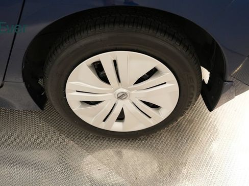 Used 2025 Nissan Leaf S FWD image 19