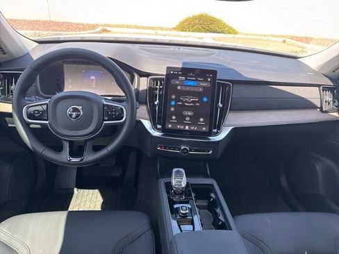 Certified 2025 Volvo XC90 B6 Plus w/ Protection Package Premier AWD/4WD image 26