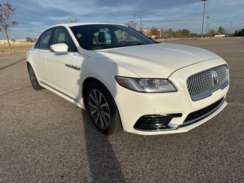 Used 2020 Lincoln Continental w/ Convenience Package image 3