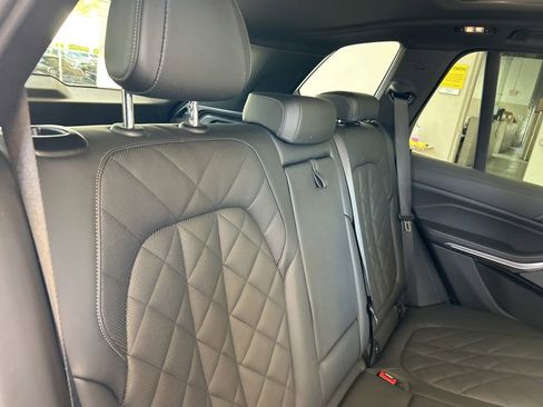 Used 2026 BMW X5 sDrive40i image 29