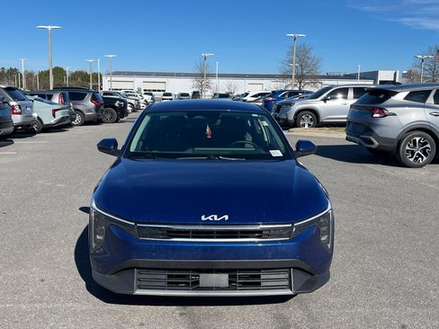 Used 2025 Kia K4 EX image 3
