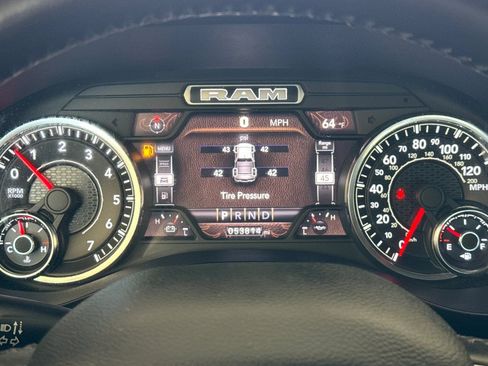 Used 2022 RAM 1500 Big Horn AWD/4WD image 24