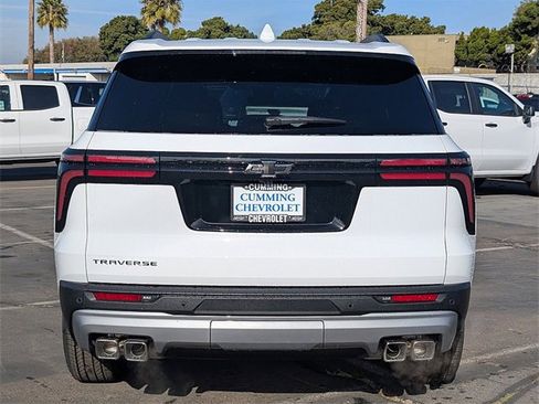 New 2026 Chevrolet Traverse LT image 9