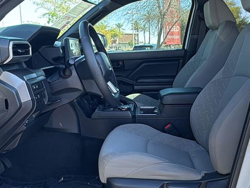 Used 2025 Toyota Tacoma SR5 image 25