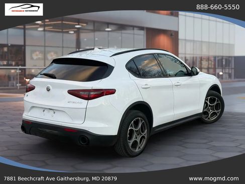 Used 2022 Alfa Romeo Stelvio Sprint AWD/4WD image 5