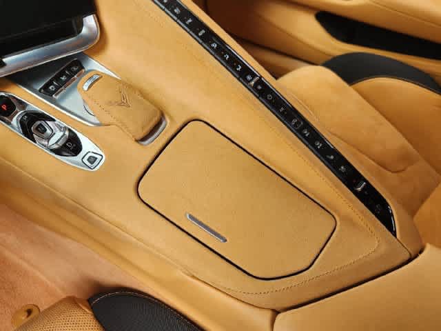 Used 2022 Chevrolet Corvette Stingray Premium Conv w/ Z51 Performance Package RWD image 14