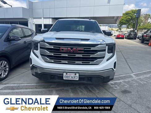 Used 2024 GMC Sierra 1500 SLE image 11