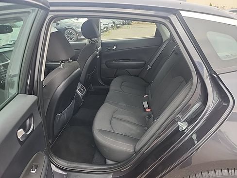 Used 2017 Kia Optima Premium w/ Hybrid Convenience Package FWD image 25