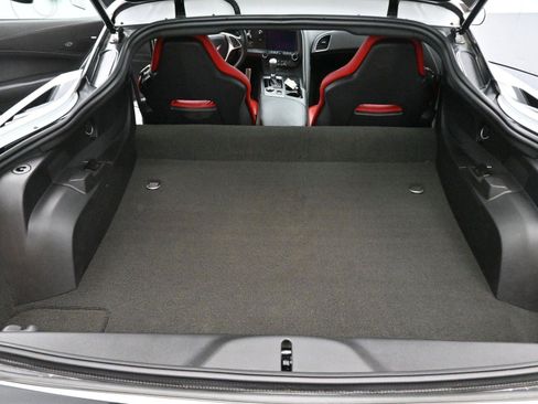 Used 2014 Chevrolet Corvette Stingray Coupe image 9