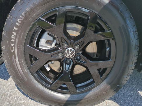 New 2026 Volkswagen Atlas Peak Edition AWD/4WD image 23