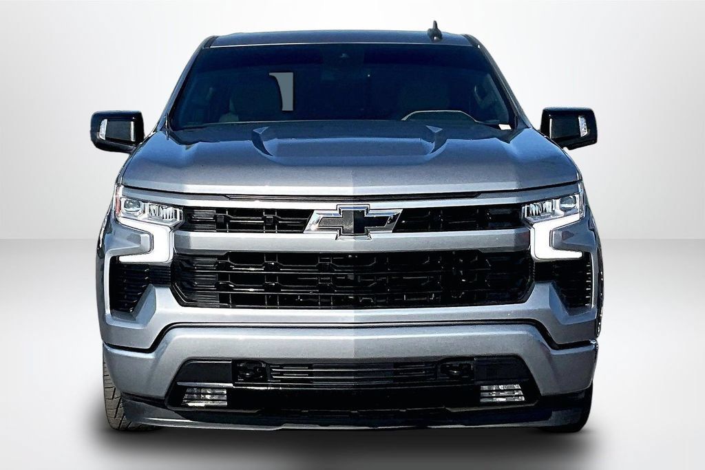 Used 2023 Chevrolet Silverado 1500 RST w/ Convenience Package II RWD image 2