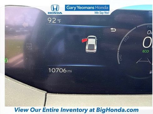 Used 2026 Toyota Prius XLE FWD image 10