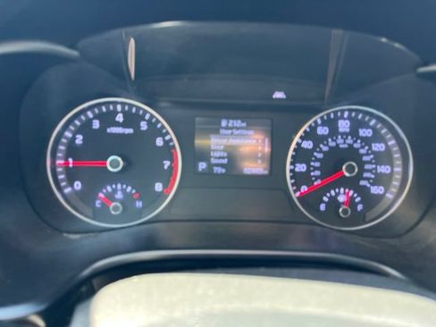 Used 2021 Kia Forte LXS FWD image 33