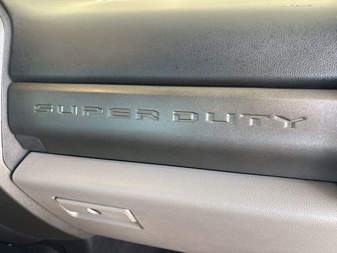 Used 2020 Ford F250 XL w/ STX Appearance Package image 35