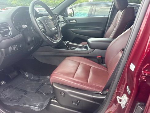 Used 2025 Dodge Durango GT AWD/4WD image 3