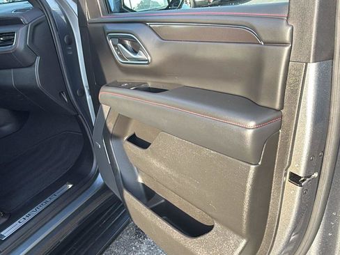 Used 2022 Chevrolet Tahoe RST w/ Sport Performance Package AWD/4WD image 16