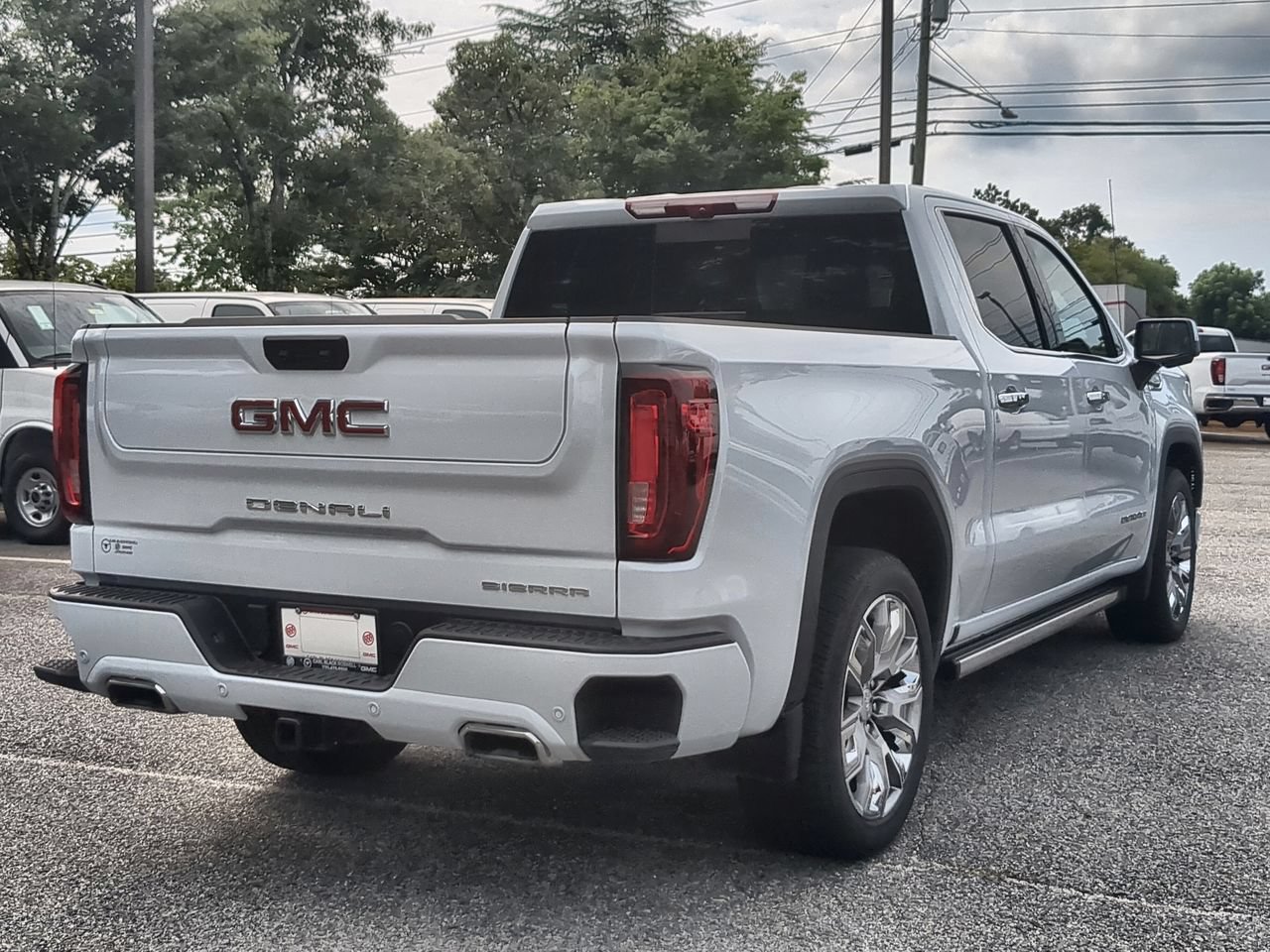 Used 2026 GMC Sierra 1500 Denali AWD/4WD image 8