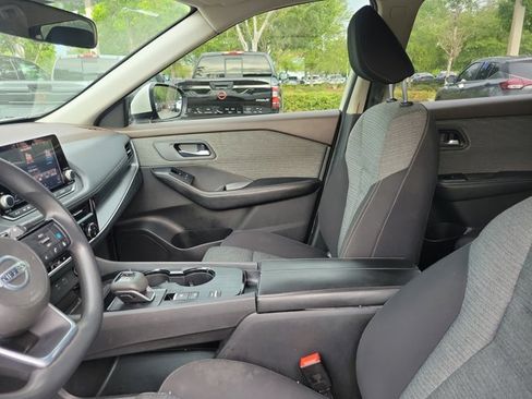 Used 2021 Nissan Rogue SV FWD image 18