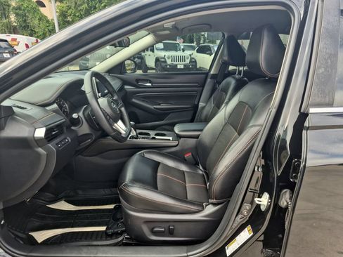 Used 2020 Nissan Altima 2.5 SR FWD image 11