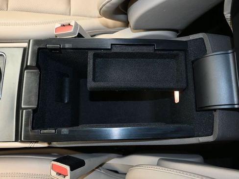 Used 2022 Lincoln Corsair Reserve w/ Elements Package FWD image 19