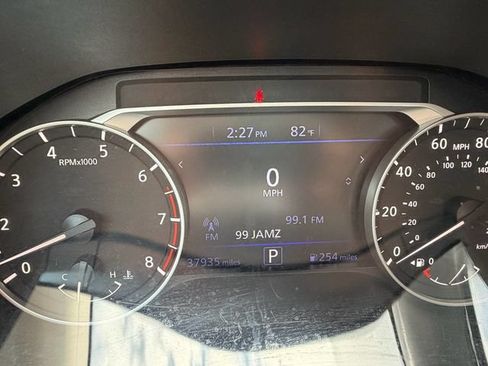 Used 2025 Nissan Altima 2.5 SV FWD image 21