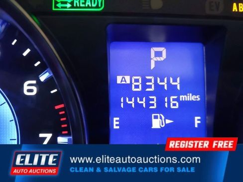 Used 2014 Subaru Crosstrek Touring image 30