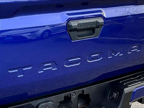 Used 2024 Toyota Tacoma TRD Sport image 27
