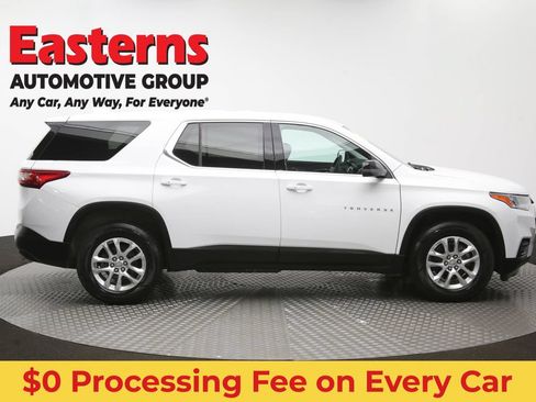Used 2021 Chevrolet Traverse LS AWD/4WD image 44