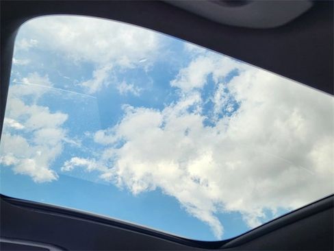 New 2026 Mercedes-Benz GLB 250 4MATIC image 23