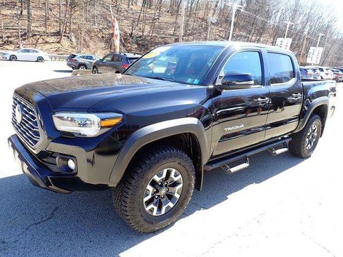 Certified 2023 Toyota Tacoma TRD Off-Road w/ Technology Package image 10