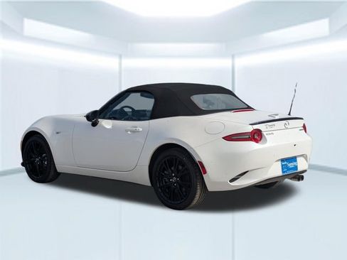 New 2026 MAZDA MX-5 Miata Club w/ Interior Package RWD image 4
