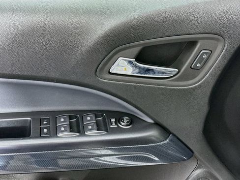 Used 2022 Chevrolet Colorado Z71 AWD/4WD image 19