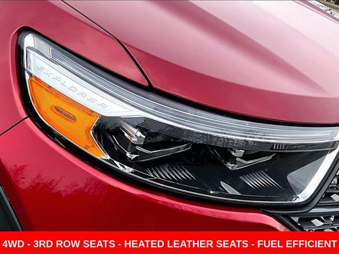 Used 2022 Ford Explorer XLT w/ Equipment Group 202A image 31