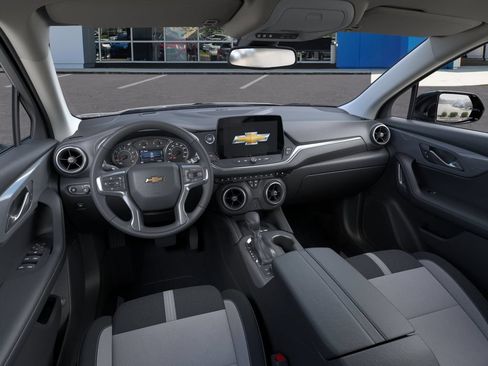 New 2026 Chevrolet Blazer LT w/ Convenience Package FWD image 15