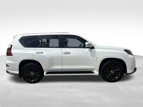 Used 2022 Lexus GX 460 Luxury w/ Sport Design Package AWD/4WD image 4