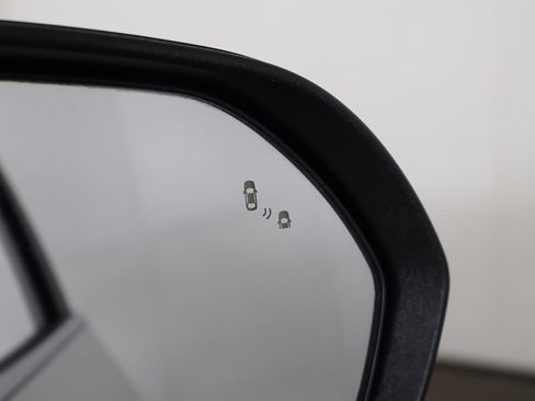 Used 2023 Kia Seltos S w/ Navigation Package image 35