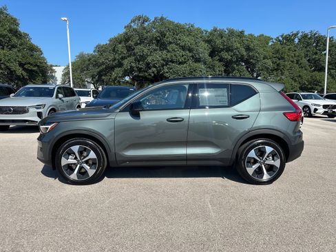 New 2026 Volvo XC40 B5 Plus w/ Protection Package Premier image 3