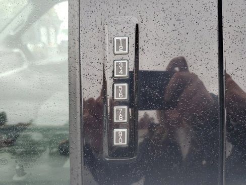 Certified 2022 Ford F150 XLT w/ Equipment Group 302A High image 16