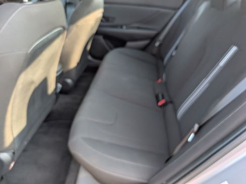 Used 2025 Hyundai Elantra Sport FWD image 25