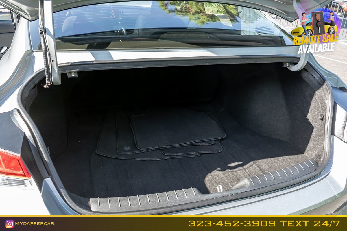 Used 2021 Hyundai Elantra SEL FWD image 16