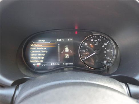 Used 2023 Nissan Kicks SR FWD image 12