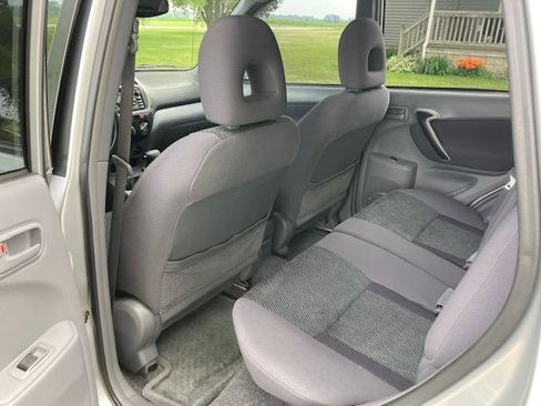 Used 2002 Toyota RAV4 2WD image 20