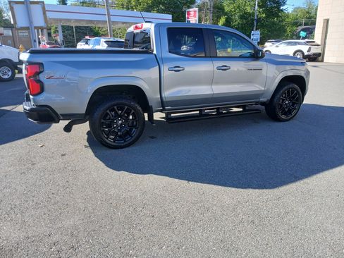 Used 2024 Chevrolet Colorado Z71 w/ LPO, Dark Essentials Package AWD/4WD image 3