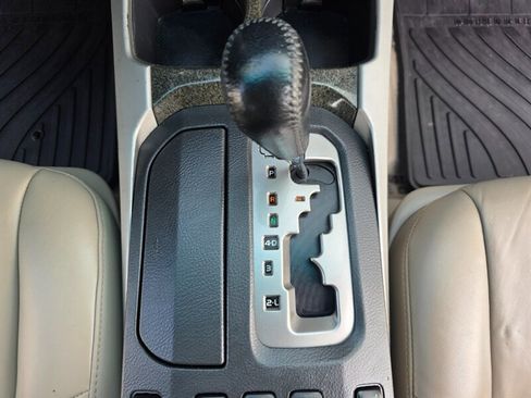 Used 2005 Toyota 4Runner Limited image 42