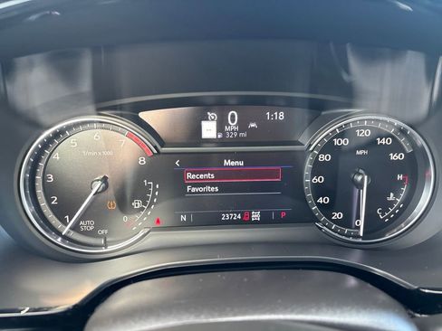 Used 2025 Cadillac XT5 Premium Luxury image 16