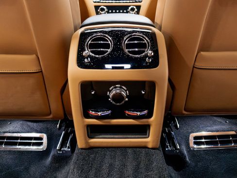 Used 2022 Rolls-Royce Ghost AWD/4WD image 32
