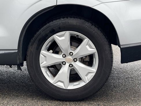 Used 2015 Subaru Forester 2.5i Premium w/ All-Weather Package image 11