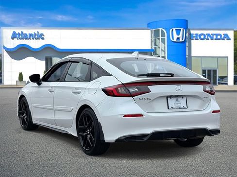 Used 2025 Honda Civic Sport image 6