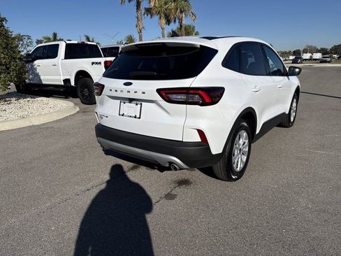 Used 2025 Ford Escape Active FWD image 3